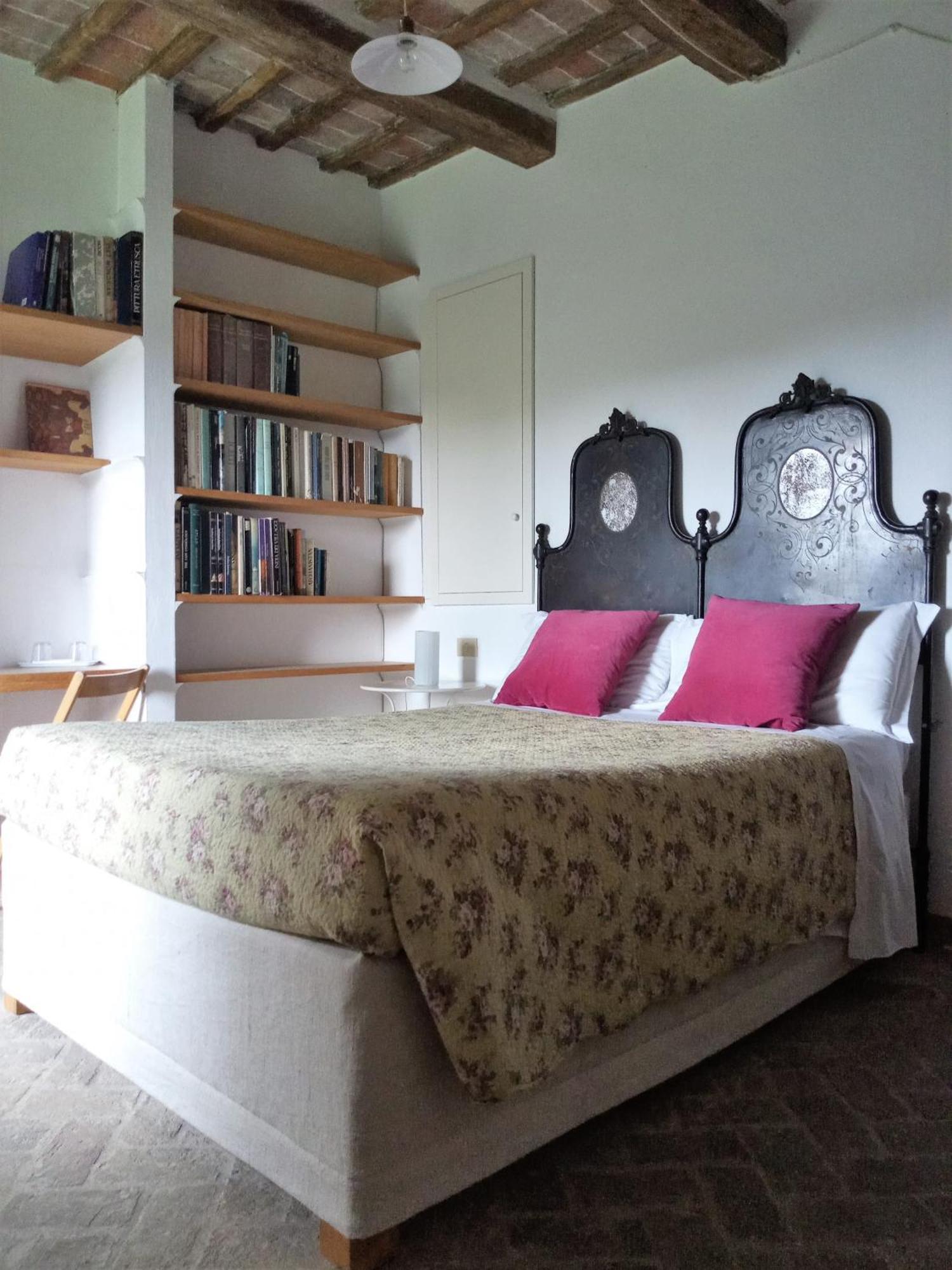 Un Giardino Nel Tufo Bed & Breakfast Pitigliano Exterior foto