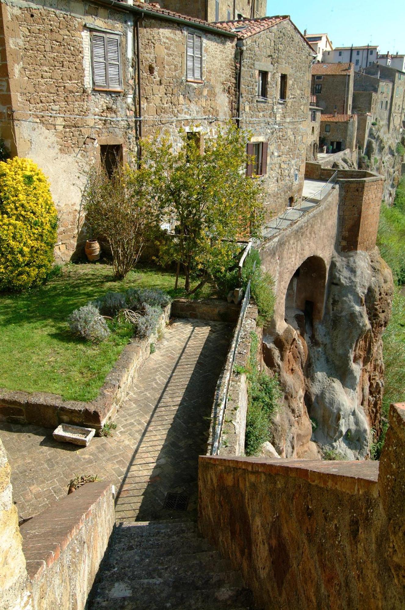 Un Giardino Nel Tufo Bed & Breakfast Pitigliano Exterior foto